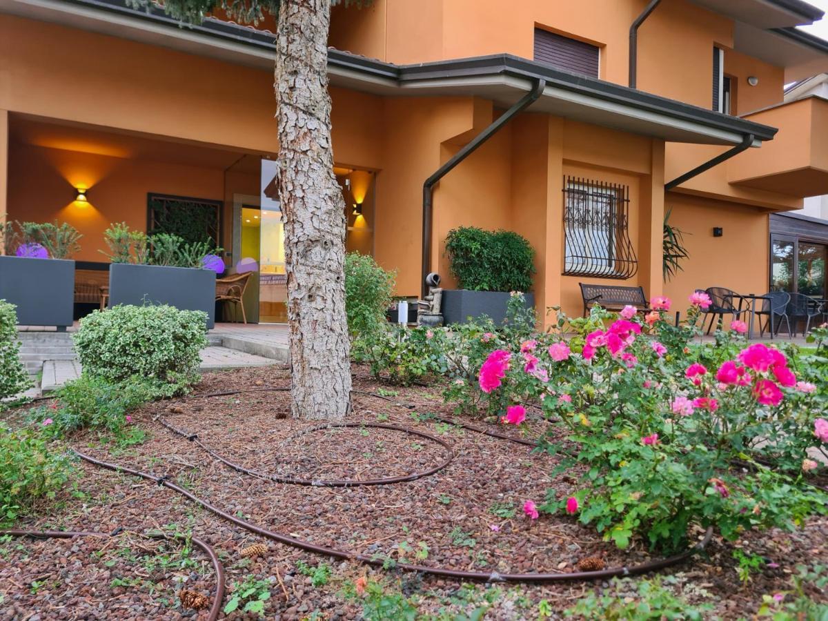 Hotel Cladan Assisi Exterior photo