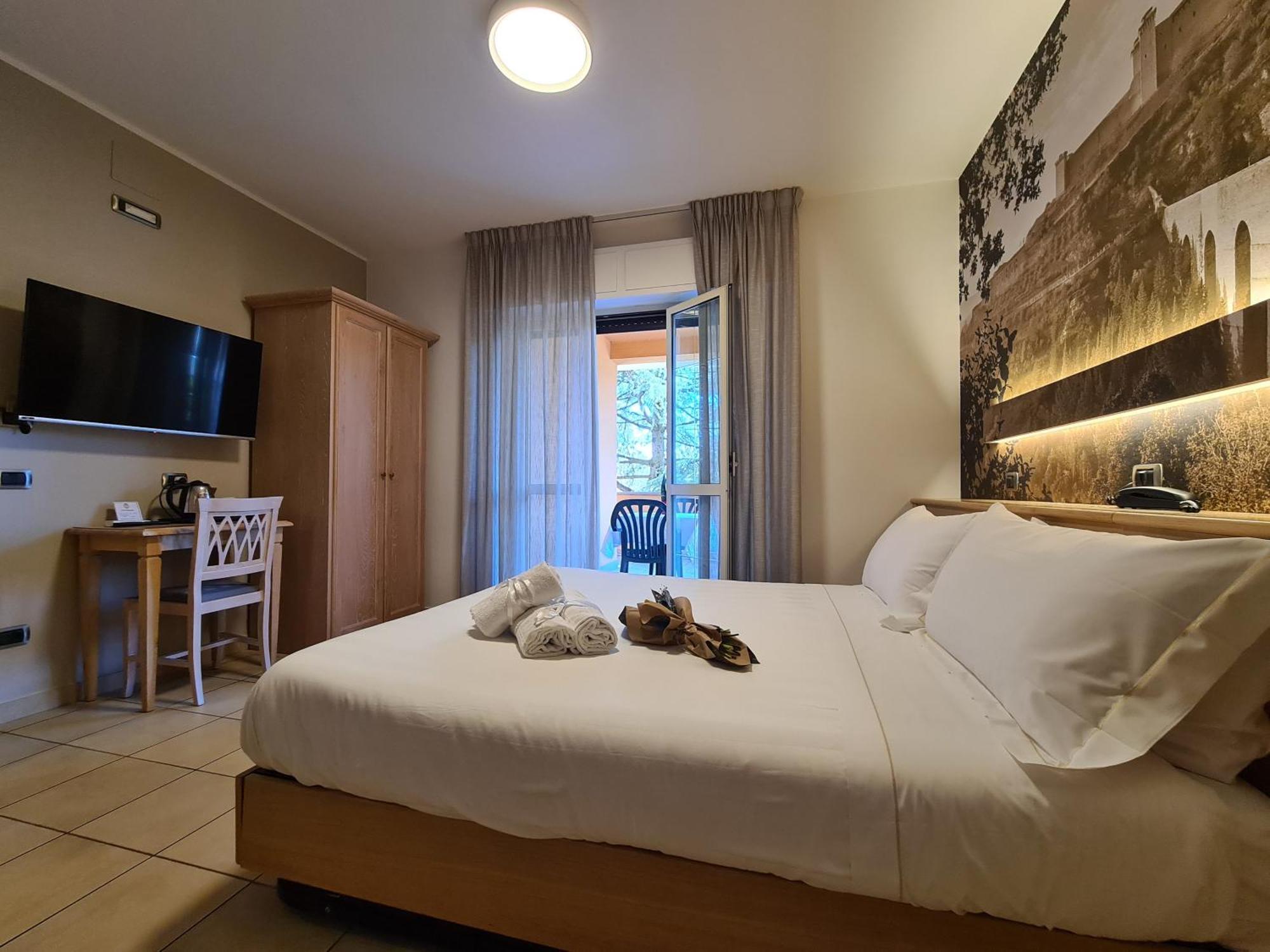 Hotel Cladan Assisi Exterior photo